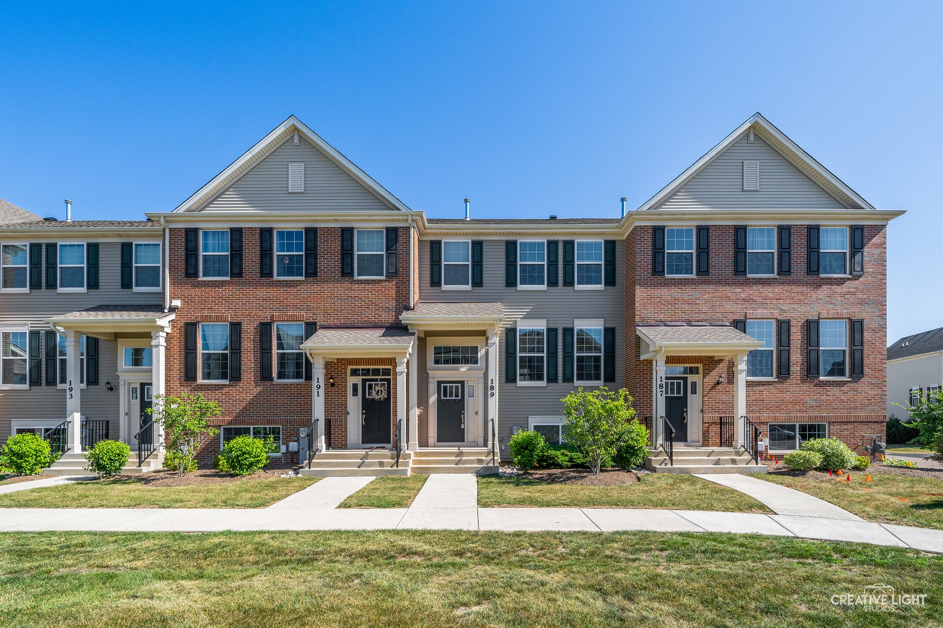 189 Lakeshore Drive - 1