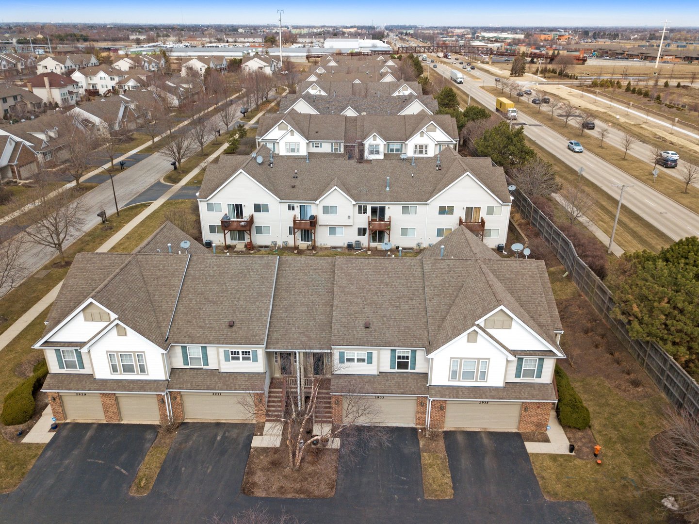 2933 Saganashkee Lane - 1